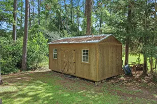 1270 Wadsworth Dr, Albany, GA 31721 - Photo 9
