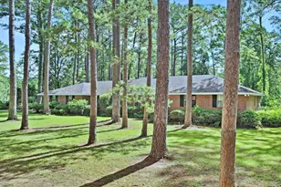 1270 Wadsworth Dr, Albany, GA 31721 - Photo 3