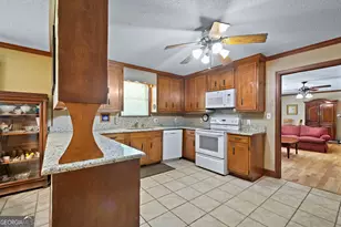 1270 Wadsworth Dr, Albany, GA 31721 - Photo 31