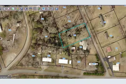 112 Floyd Avenue, Milledgeville, GA 31061 - Photo 1