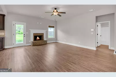 9003 Holder Road, Locust Grove, GA 30248 - Photo 15