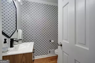813 Lakeshore Dr, Berkeley Lake, GA 30096 - Photo 21