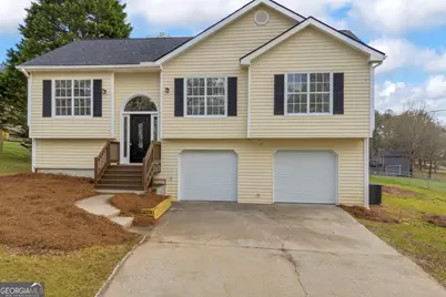 301 Jonaquil Avenue, Auburn, GA 30011 - Photo 1