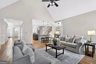 10640 N Edgewater Pl, Johns Creek, GA 30097 - Photo 17