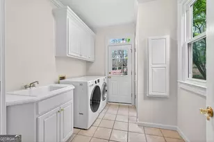 10640 N Edgewater Pl, Johns Creek, GA 30097 - Photo 37