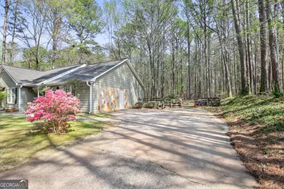 65 Posey Woods Drive, Newnan, GA 30265 - Photo 3