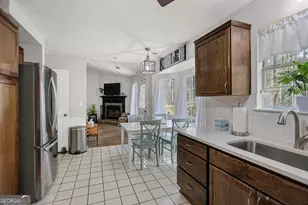 65 Posey Woods Dr, Newnan, GA 30265 - Photo 15