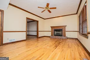 323 Foggy Bottom Dr, Carrollton, GA 30116 - Photo 17