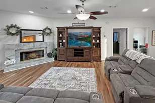 240 Northcrest Dr, Newnan, GA 30265 - Photo 9