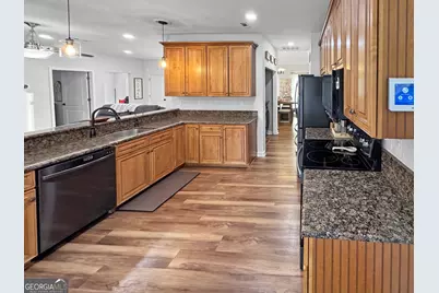 240 Northcrest Drive, Newnan, GA 30265 - Photo 13