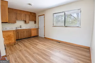 423 Alabama Avenue, Warner Robins, GA 31093 - Photo 5