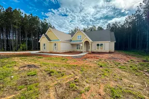 65 Commanche Cir, Williamson, GA 30292 - Photo 1