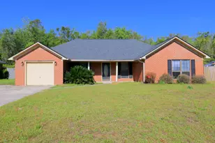 2352 Rowe St, Hinesville, GA 31313 - Photo 1