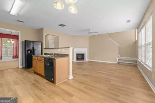 6225 Shenfield Ln, Union City, GA 30291 - Photo 7