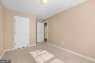 6225 Shenfield Ln, Union City, GA 30291 - Photo 17