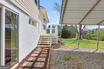 140 Kim Loop, Demorest, GA 30535 - Photo 3