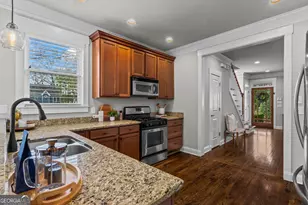 1090 Benteen Ave SE, Atlanta, GA 30312 - Photo 13