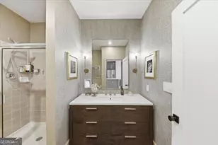 3040 Peachtree Rd, Atlanta, GA 30305 - Photo 19