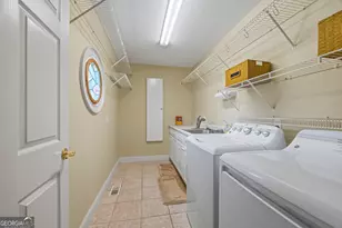 424 Capri Point, Lavonia, GA 30553 - Photo 35