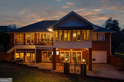 424 Capri Point, Lavonia, GA 30553 - Photo 1