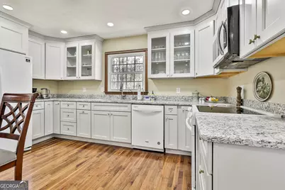 190 Willow Lake Lane, Sharpsburg, GA 30277 - Photo 17