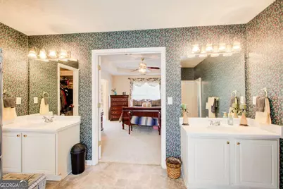 8075 Harmony Lakes Drive, Lithonia, GA 30058 - Photo 23