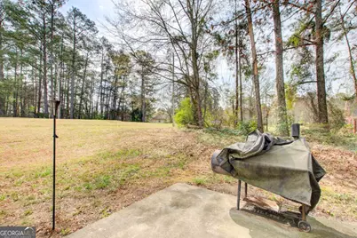 8075 Harmony Lakes Drive, Lithonia, GA 30058 - Photo 9