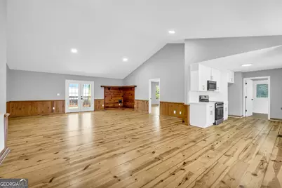 106 NE Degrandis, Milledgeville, GA 31061 - Photo 9