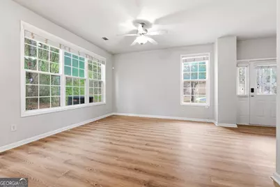 1006 Ivydale Circle, Lawrenceville, GA 30045 - Photo 5