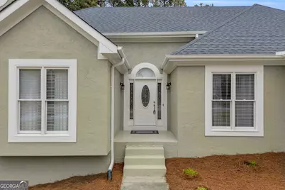 1640 Little Lisa Lane, Snellville, GA 30078 - Photo 15