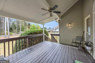 1640 Little Lisa Lane, Snellville, GA 30078 - Photo 9