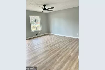 8908 Thomas Road, Jonesboro, GA 30238 - Photo 5