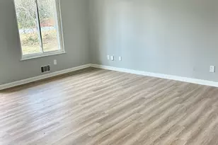8908 Thomas Rd, Jonesboro, GA 30238 - Photo 5