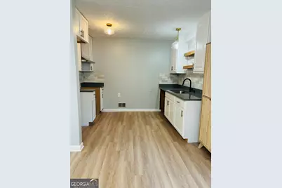 8908 Thomas Road, Jonesboro, GA 30238 - Photo 13