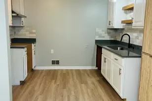 8908 Thomas Rd, Jonesboro, GA 30238 - Photo 13