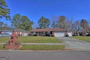 106 Glen Oaks Dr, Savannah, GA 31405 - Photo 1
