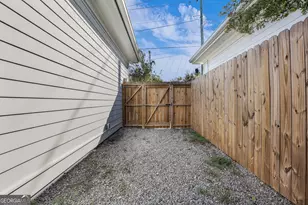 551 E Gwinnett St, Savannah, GA 31401 - Photo 35