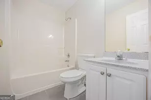 429 Village Bluff Dr, Lawrenceville, GA 30046 - Photo 17