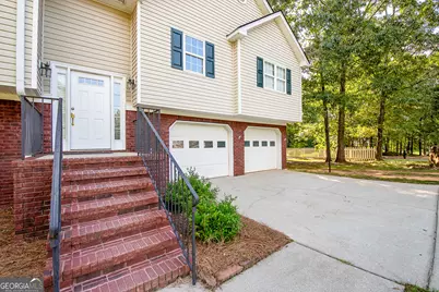 544 Academy Woods Drive, Jefferson, GA 30549 - Photo 5