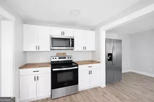 543 Church St, Blackshear, GA 31516 - Photo 13