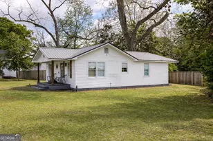 543 Church St, Blackshear, GA 31516 - Photo 35