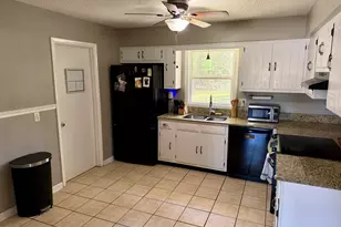 212 Palmetto St, Saint Marys, GA 31558 - Photo 13