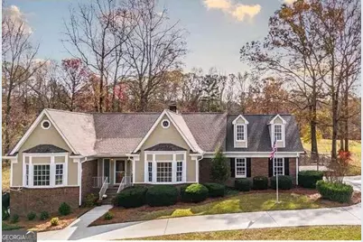 252 Moore Street, Whitesburg, GA 30185 - Photo 1