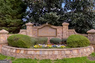 340 Thornhill Cir, Jefferson, GA 30549 - Photo 3