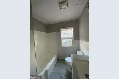 214 Mimosa Drive, Dublin, GA 31021 - Photo 11