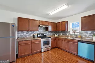 213 Barbour Ln, Hinesville, GA 31313 - Photo 9