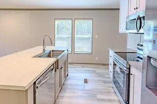 226 Mullis St, Dexter, GA 31019 - Photo 7