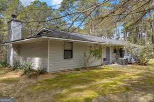 305 Scott Alex Cir, Auburn, GA 30011 - Photo 13