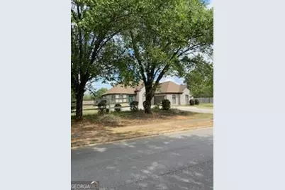100 Wyckliffe Drive, Locust Grove, GA 30248 - Photo 1