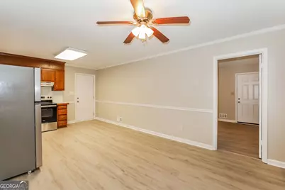 8455 Magnolia Drive, Jonesboro, GA 30238 - Photo 7